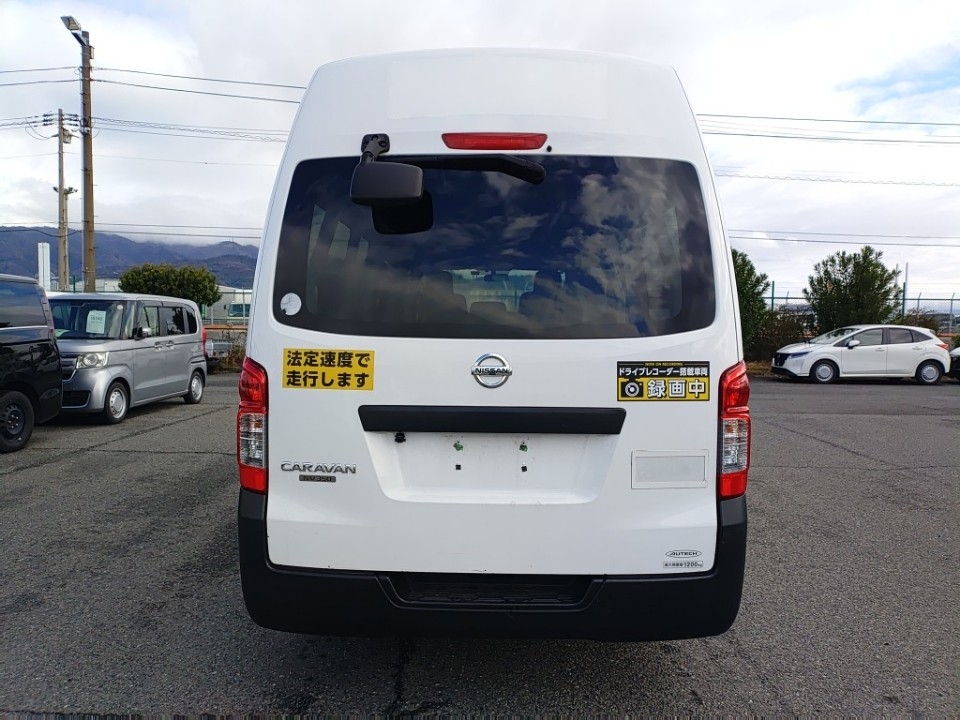 NISSAN NV350 CARAVAN
