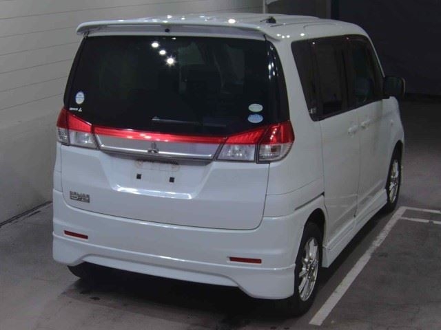 MITSUBISHI DELICA D:2