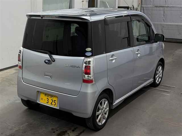 SUBARU LUCRA