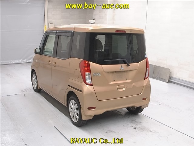 MITSUBISHI EK SPACE