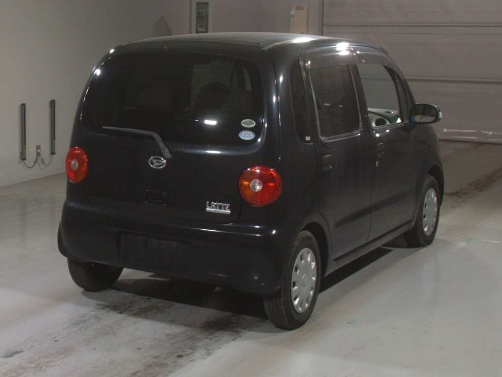 DAIHATSU MOVE LATTE