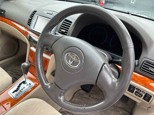 TOYOTA PREMIO