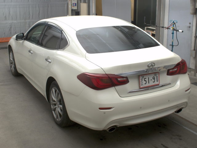 NISSAN FUGA
