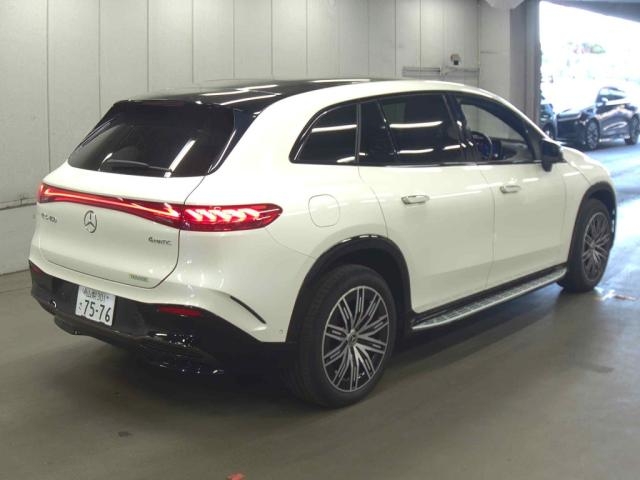 MERCEDES-BENZ EQS SUV