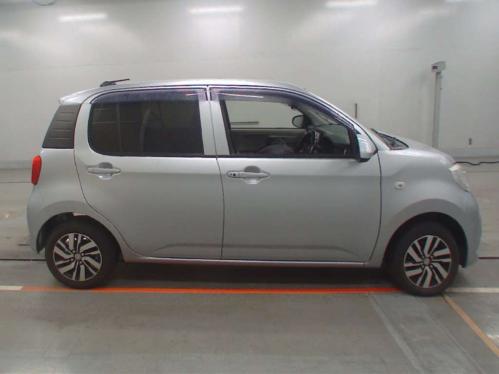DAIHATSU BOON