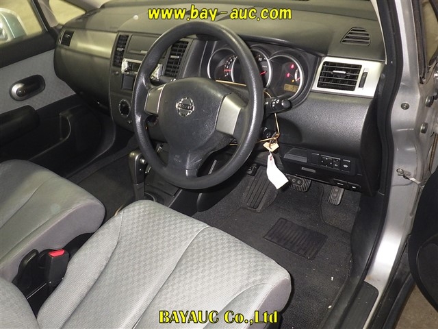 NISSAN TIIDA LATIO