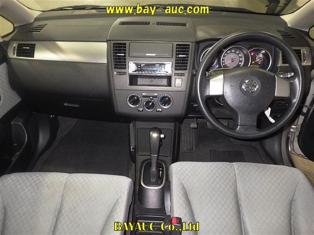 NISSAN TIIDA LATIO