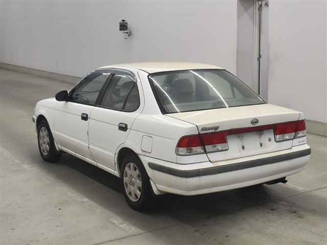 NISSAN SUNNY