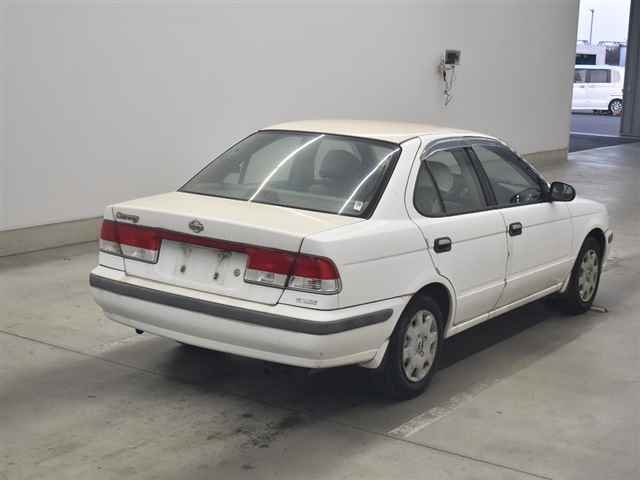 NISSAN SUNNY