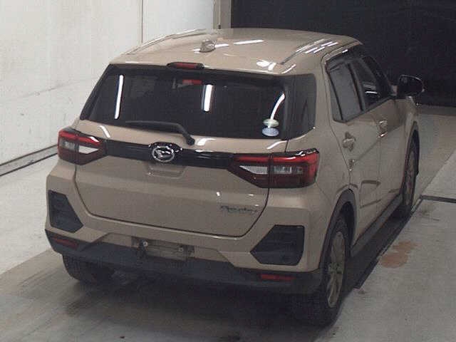 DAIHATSU ROCKY