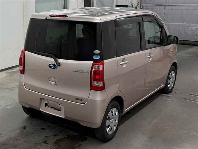 SUBARU LUCRA