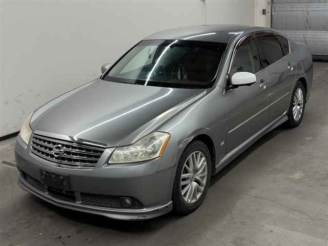 NISSAN FUGA
