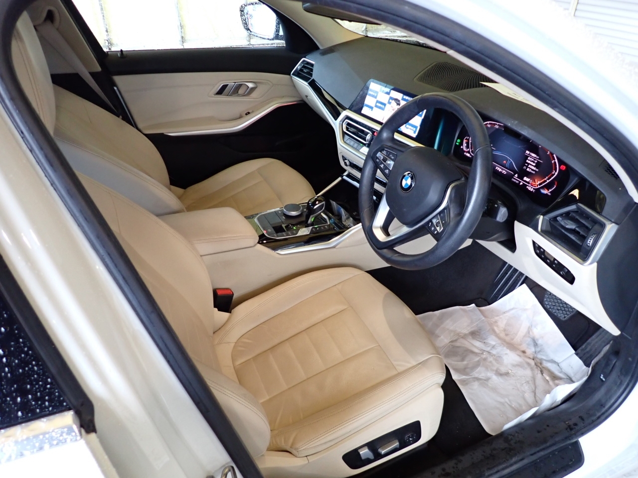 BMW 3-SERIES