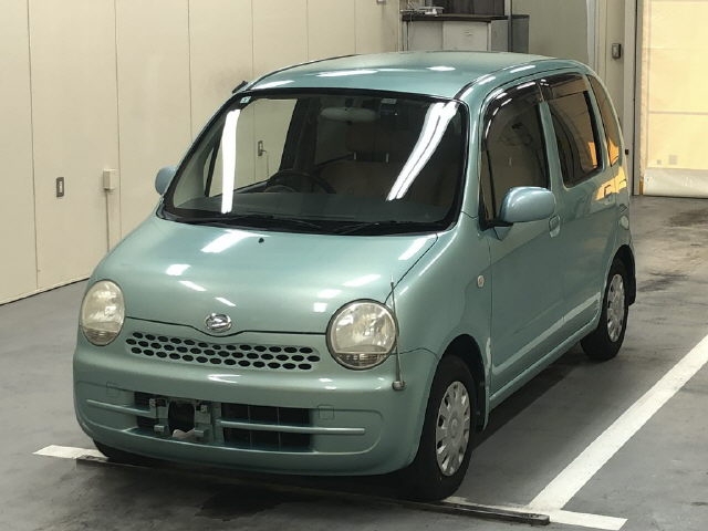 DAIHATSU MOVE LATTE