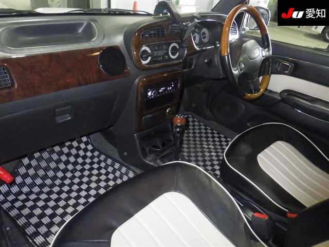 DAIHATSU MIRA GINO