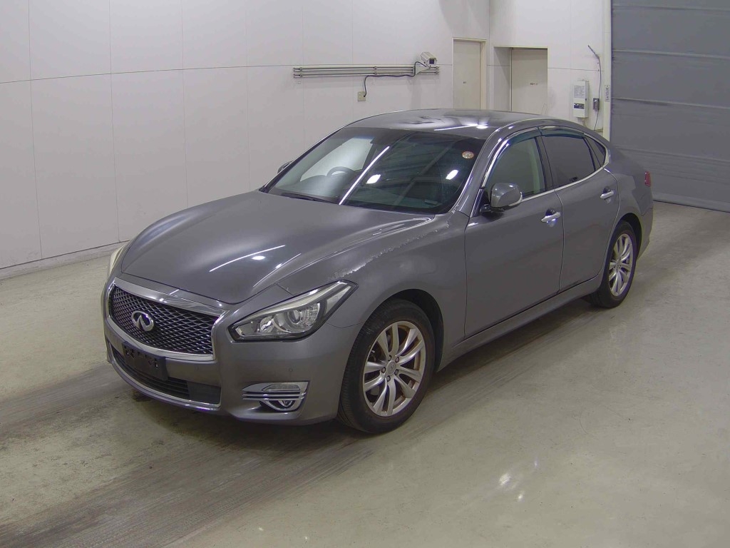 NISSAN FUGA