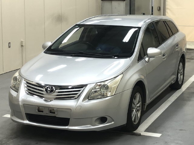 TOYOTA AVENSIS