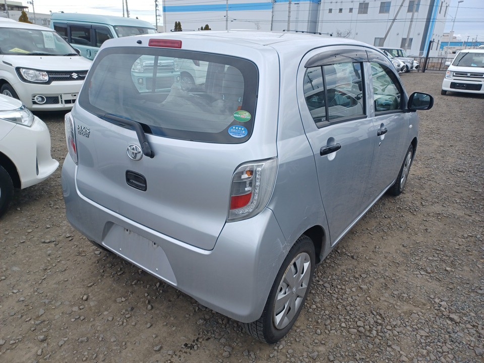 TOYOTA PIXIS EPOCH