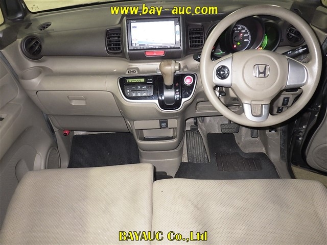 HONDA N-BOX+