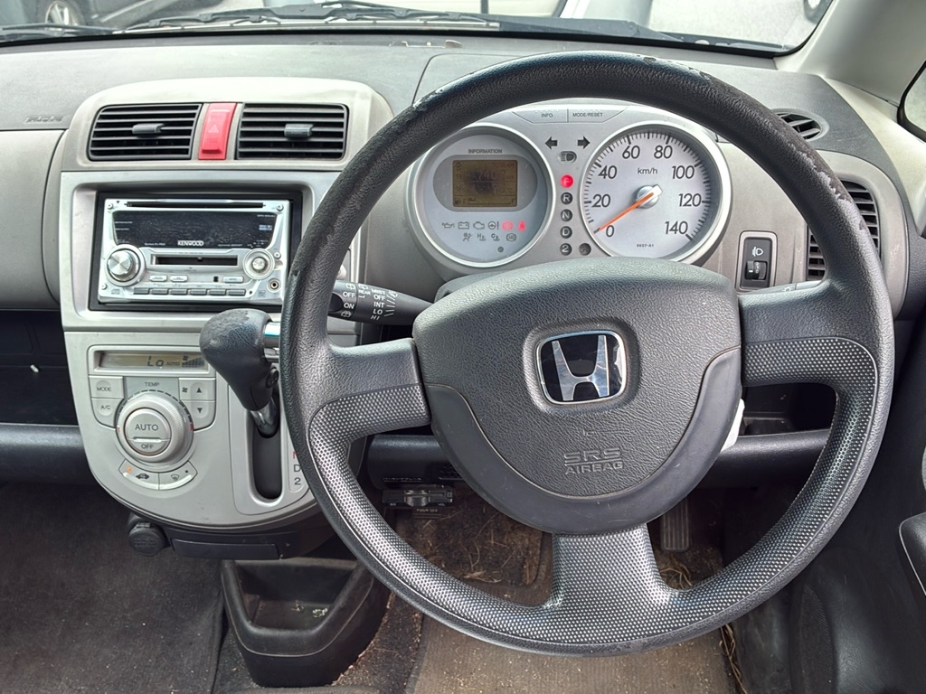 HONDA LIFE