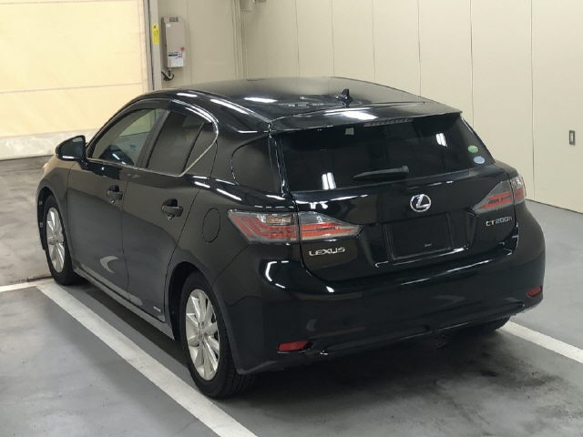 LEXUS CT200H