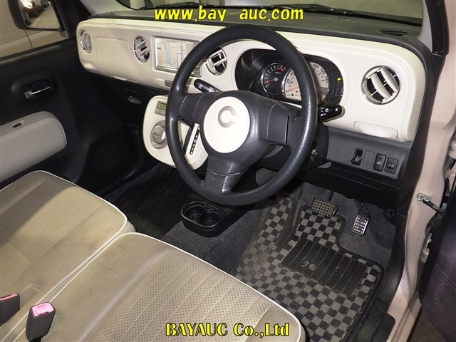 DAIHATSU MIRA COCOA