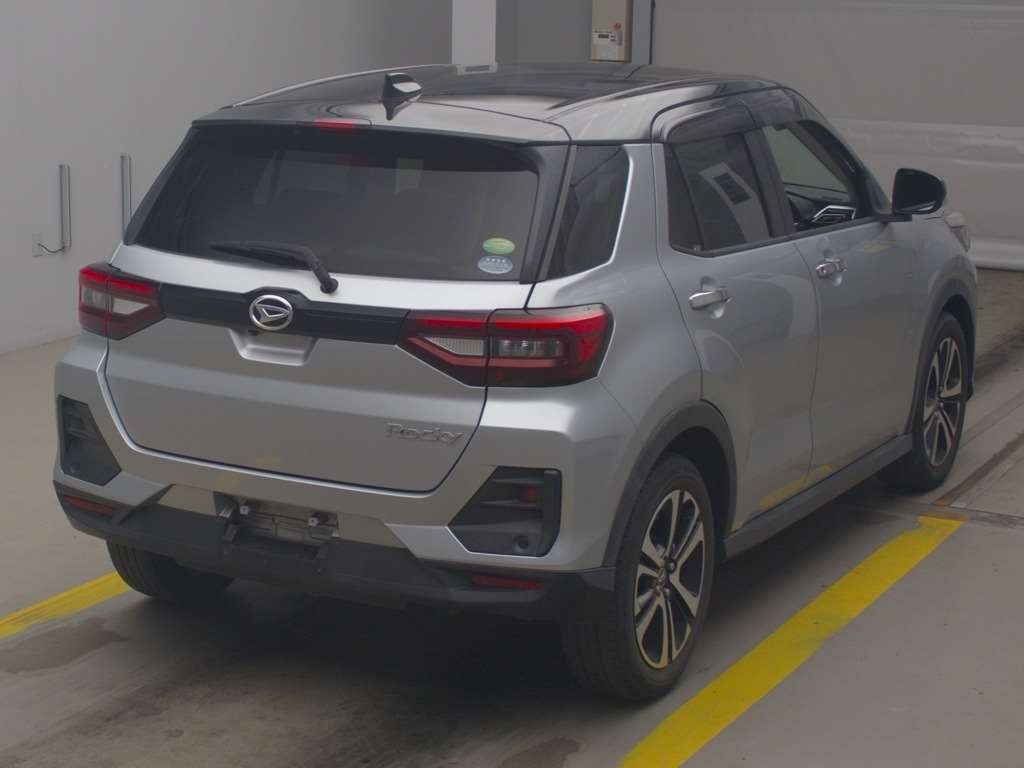 DAIHATSU ROCKY
