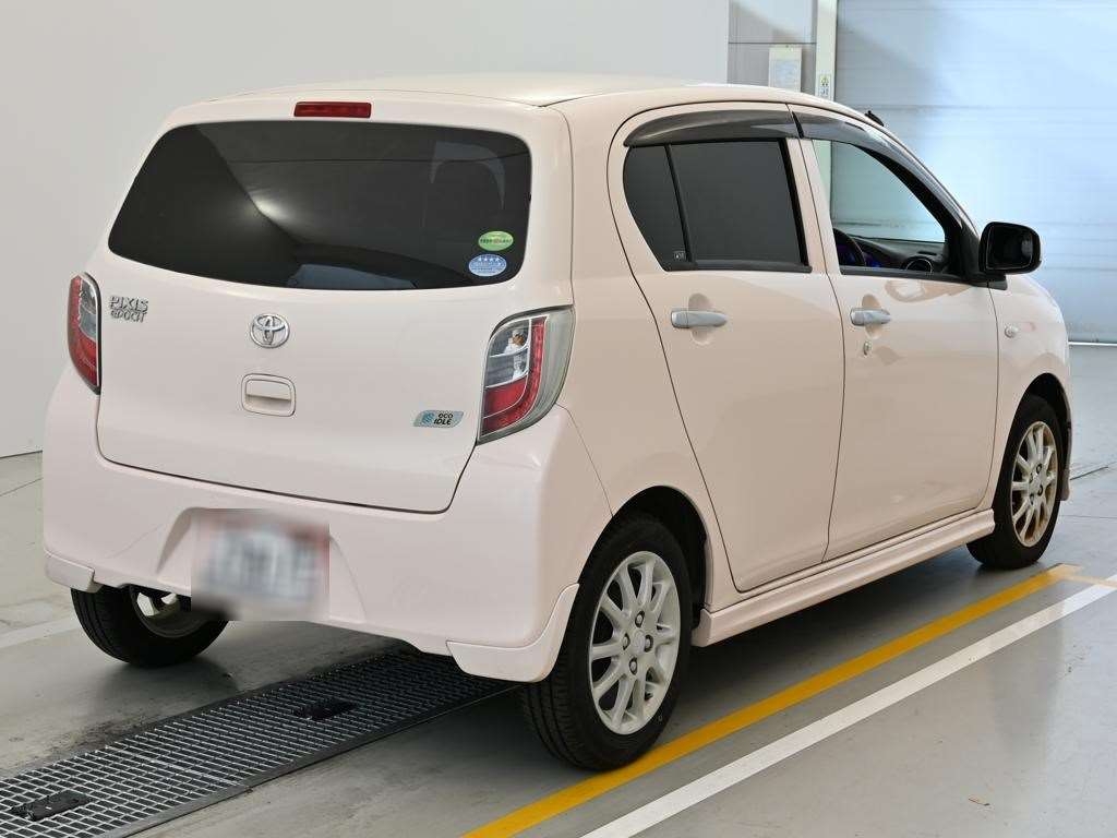 TOYOTA PIXIS EPOCH
