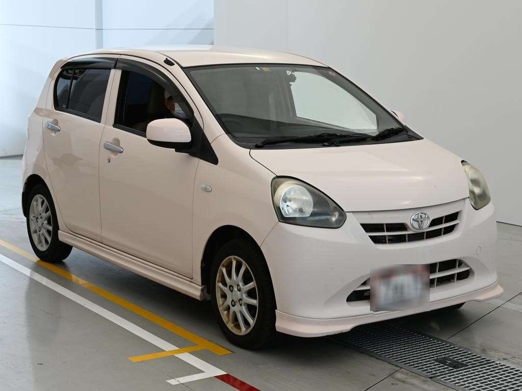 TOYOTA PIXIS EPOCH