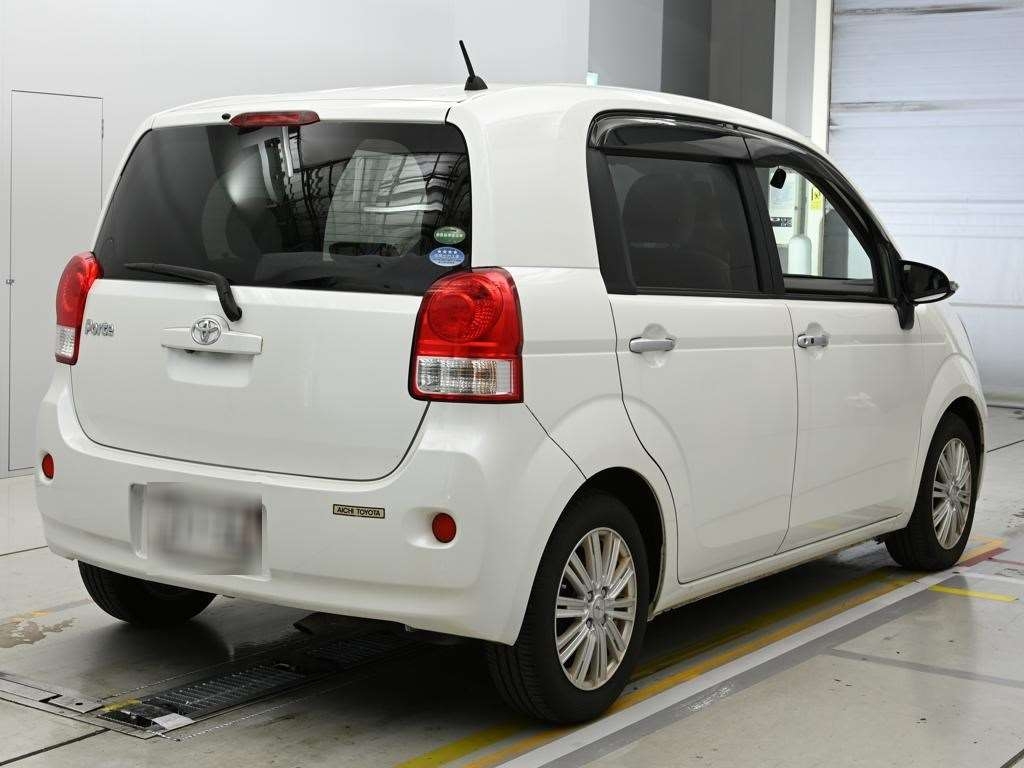 TOYOTA PORTE