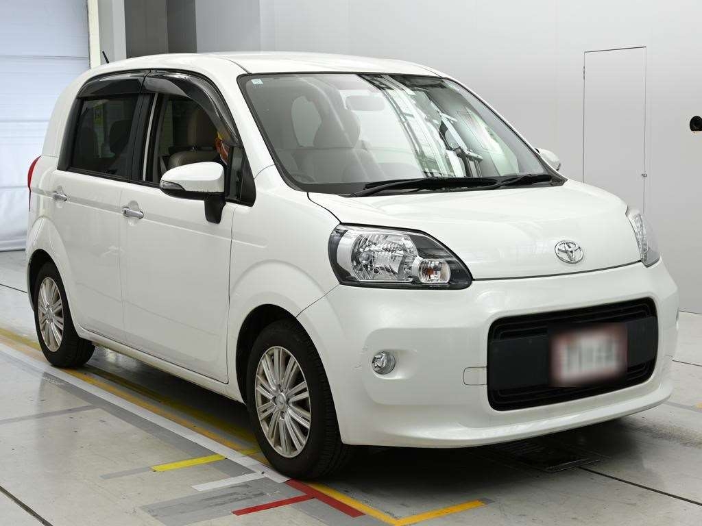 TOYOTA PORTE