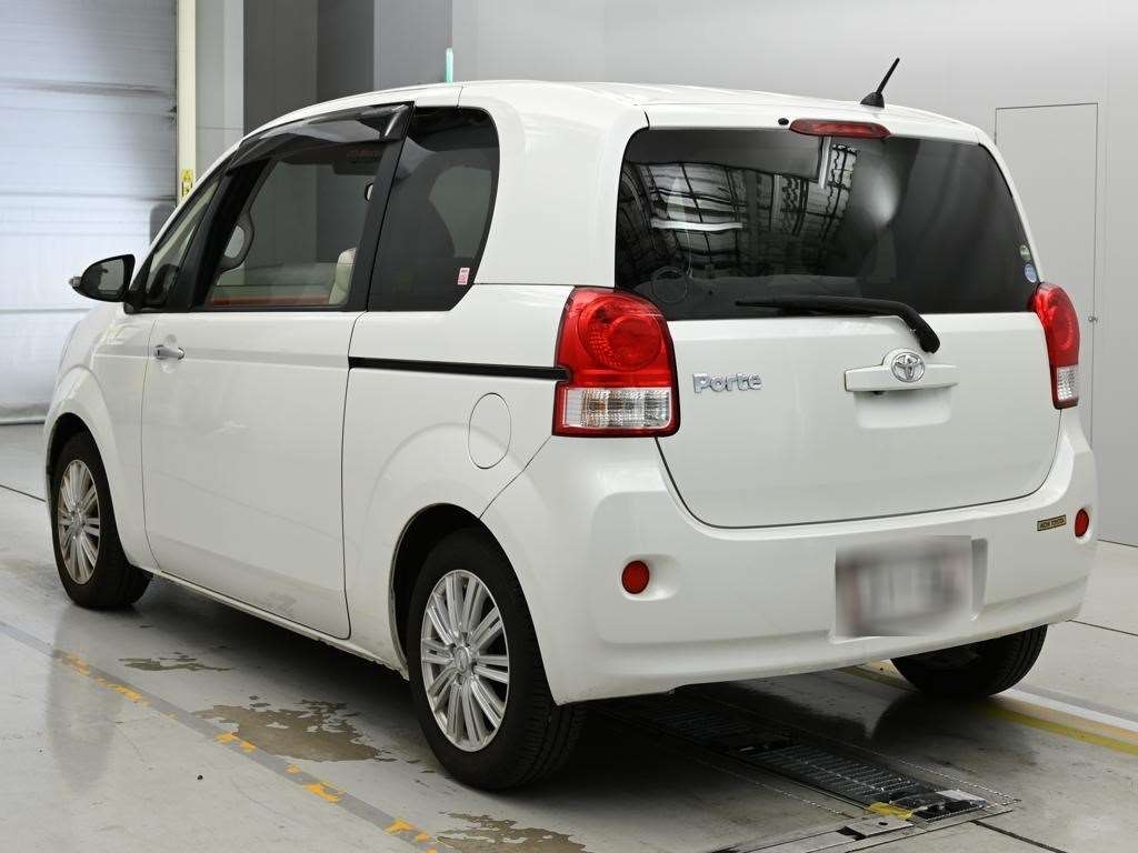 TOYOTA PORTE