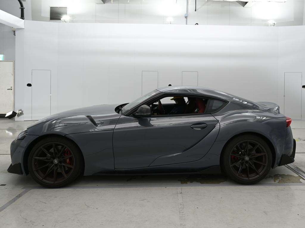 TOYOTA SUPRA