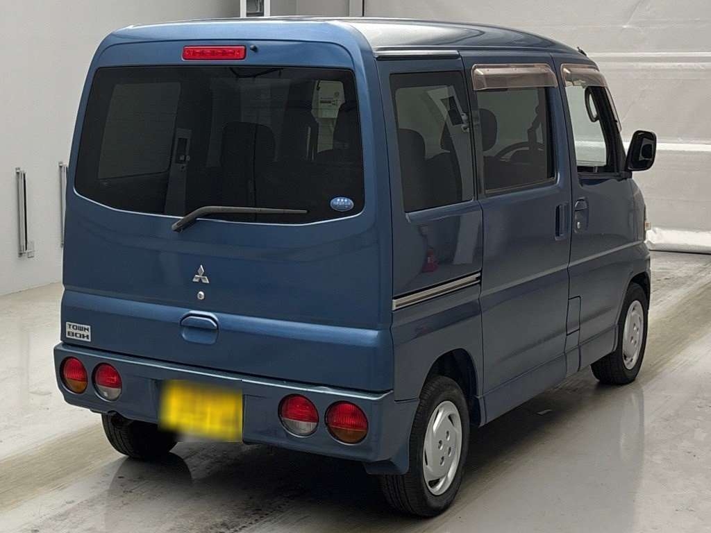 MITSUBISHI TOWN BOX