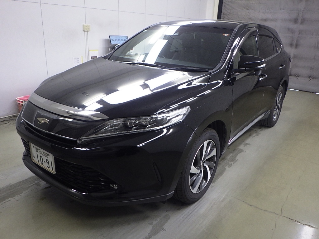 TOYOTA HARRIER