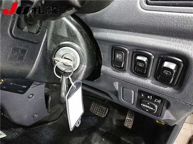 DAIHATSU MAX
