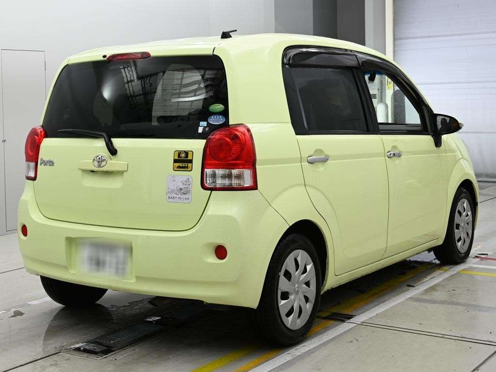 TOYOTA PORTE