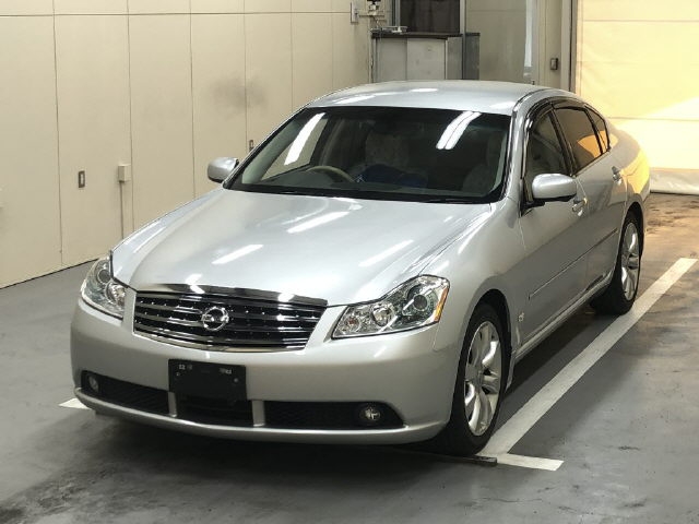 NISSAN FUGA