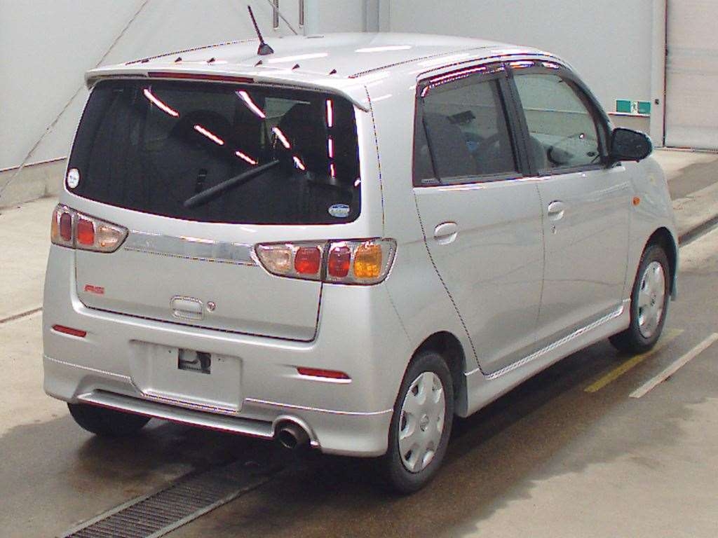 DAIHATSU MAX