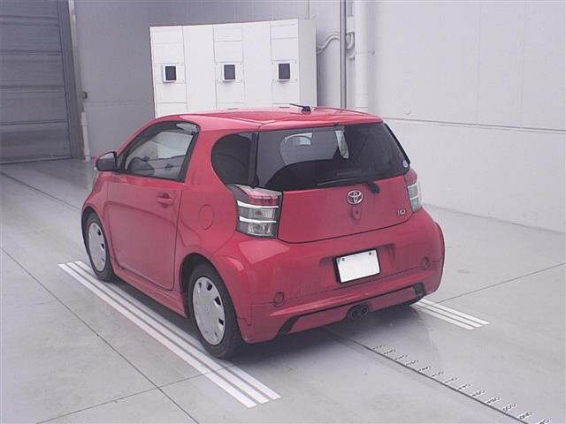 TOYOTA IQ