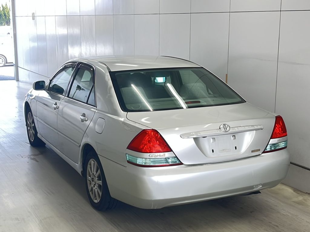 TOYOTA MARK II
