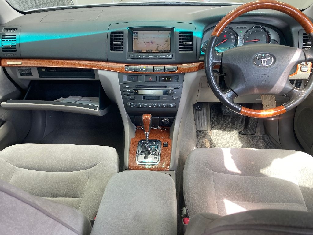 TOYOTA MARK II