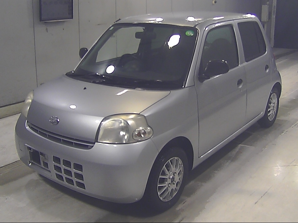 DAIHATSU ESSE