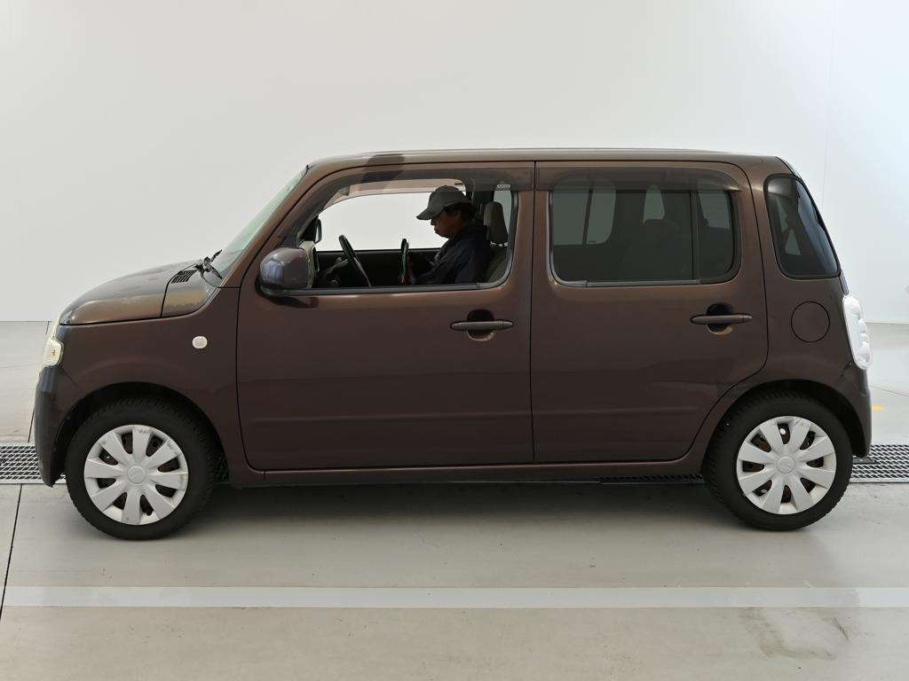 DAIHATSU MIRA COCOA