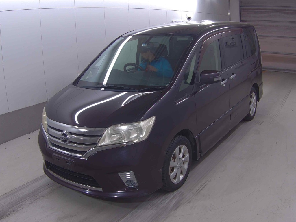 NISSAN SERENA