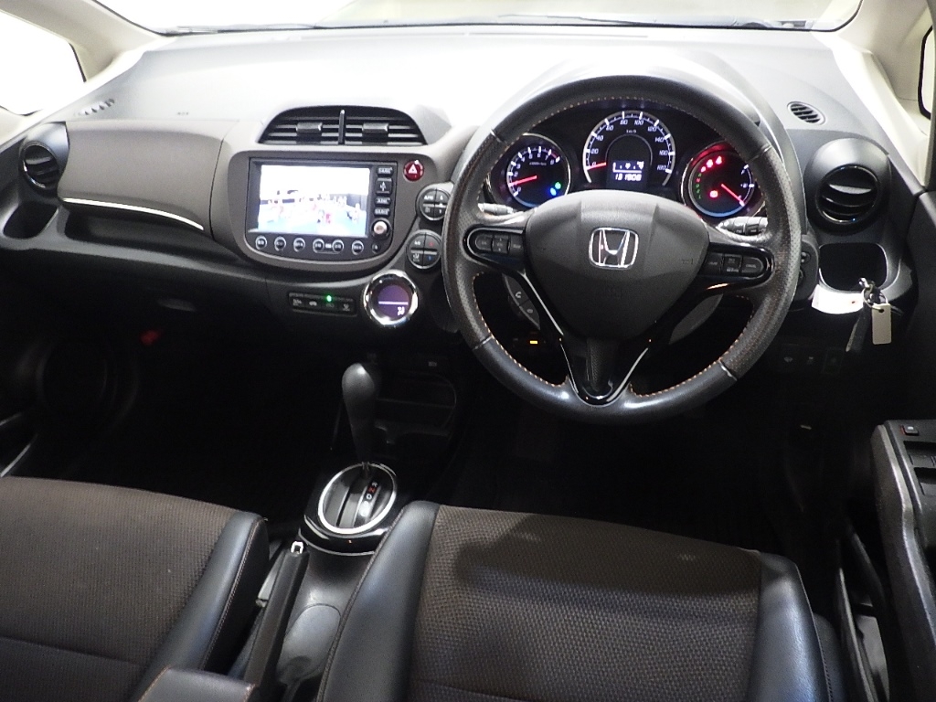 HONDA FIT SHUTTLE