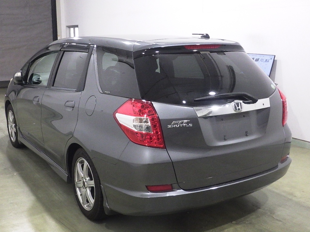 HONDA FIT SHUTTLE