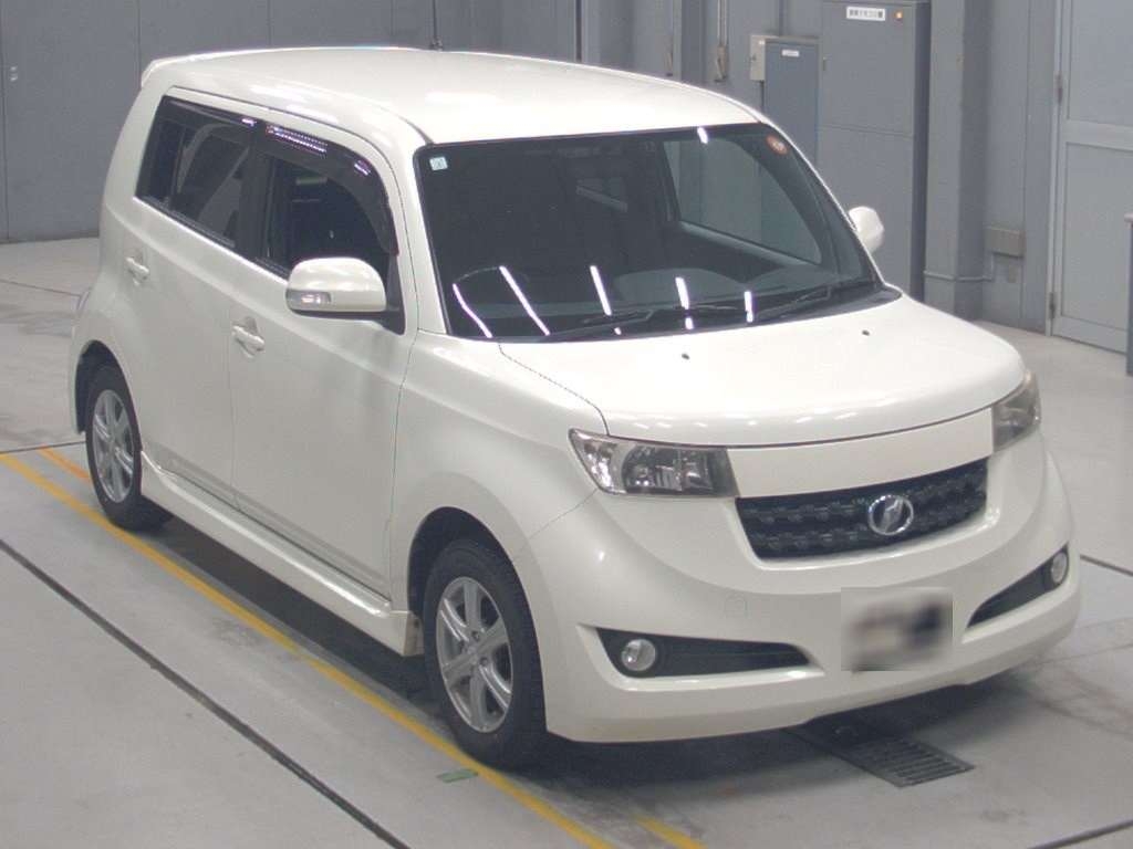 TOYOTA BB