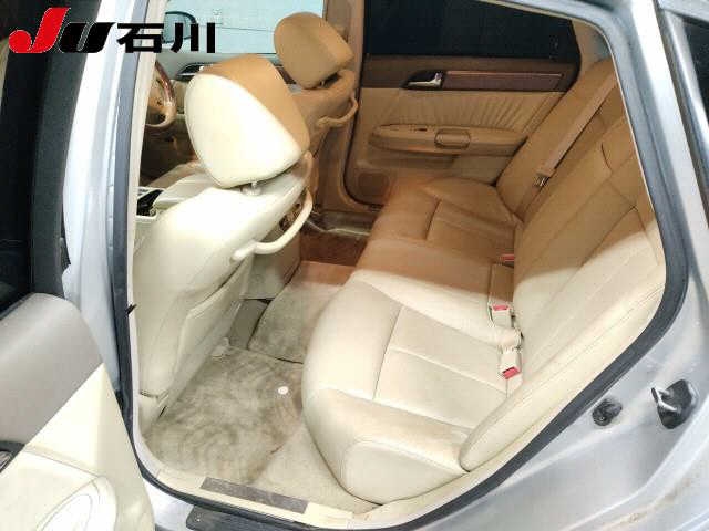 NISSAN FUGA