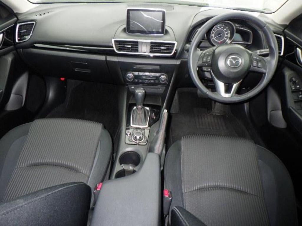 MAZDA AXELA